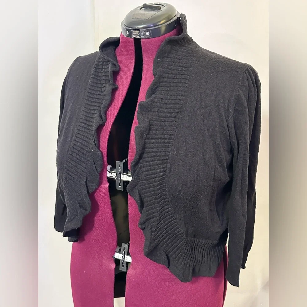 Cropped Ruffled Edge Shrug/Cardigan - Picture 1 of 7